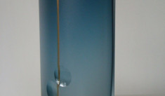 Váza brus mat modrá+ oranž,32x15x8, 3000,- (1).jpg